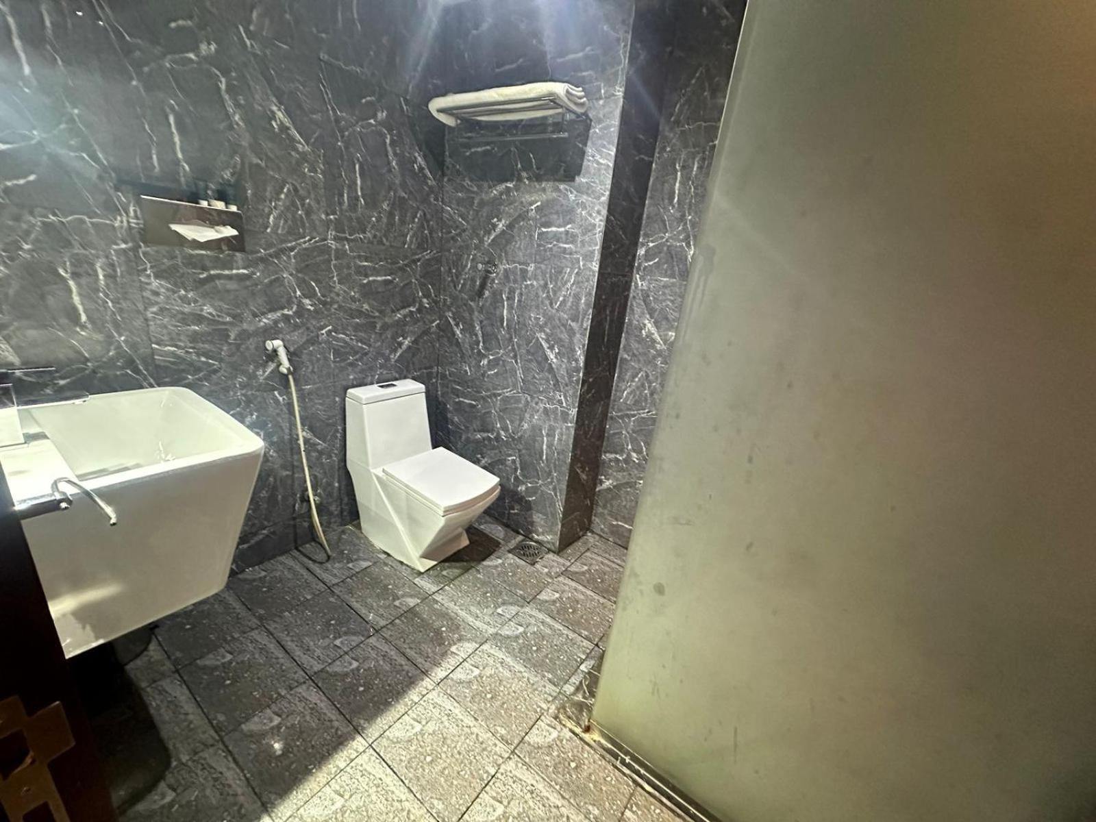 אל-מדינה Nawa Madinah Hotel מראה חיצוני תמונה